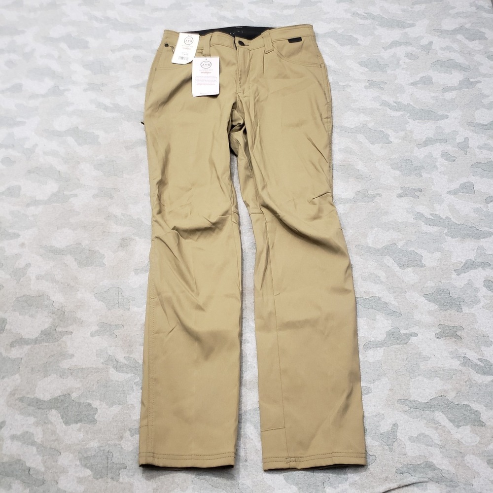 Wrangler Straight Leg Pants in Khaki